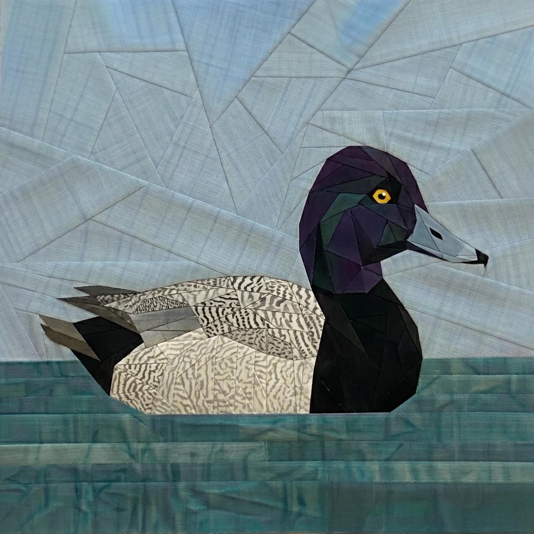 Lesser Scaup 14" fpp quilt block pattern